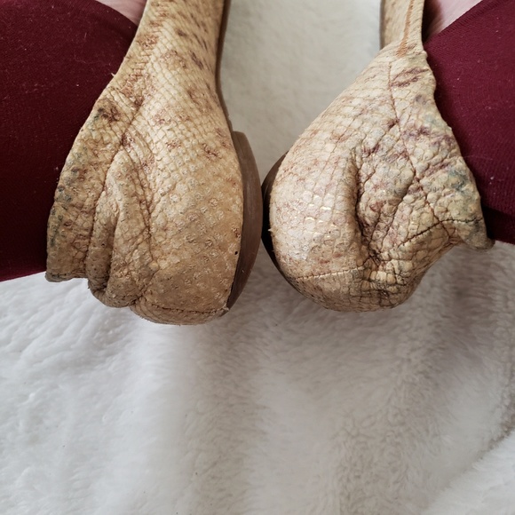 Tory Burch shoes - Picture 3 of 7